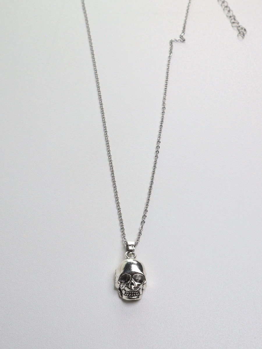 Skull Necklace by Dirty Meow